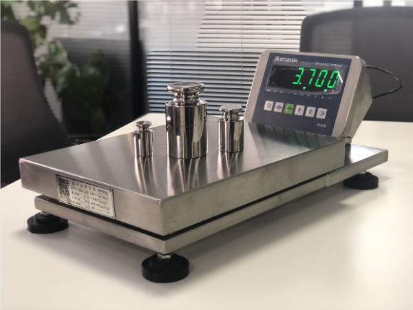實(shí)驗(yàn)室電子臺秤1